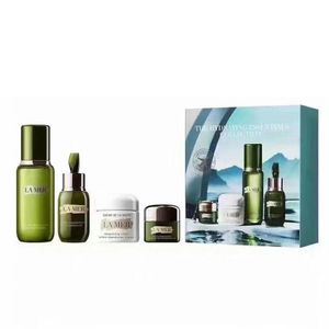LA MER - 海藍之謎 根源修護四件套（精粹水 150ml/濃縮精華 50ml/經典面霜 60ml/綠眼霜 15ml）